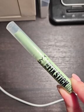 FREE ADD ON: Nyx Pro Fix Stick Colour Correcting Concealer